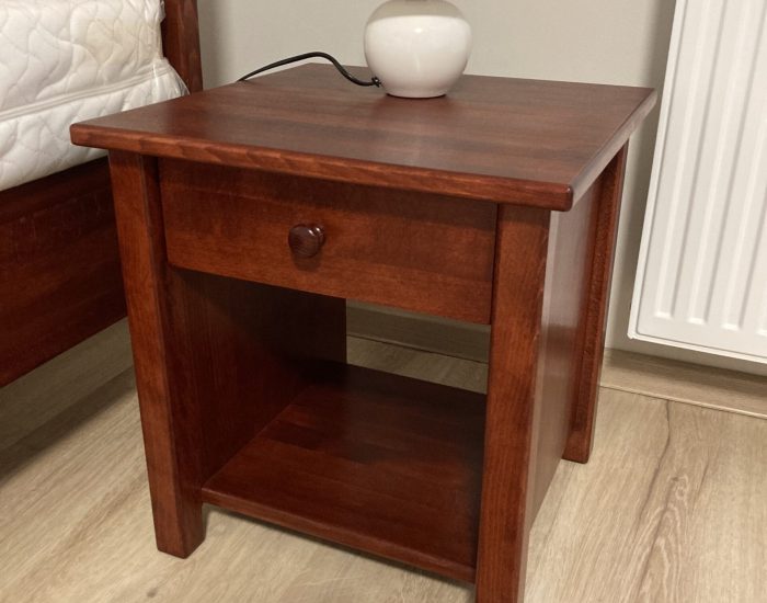 Noční stolek